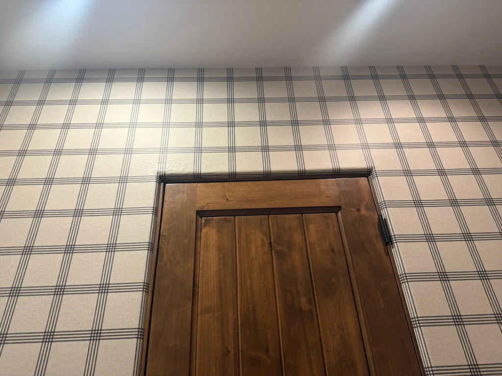Wallpaper installation service in Newark, NJ